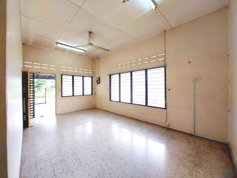 Rumah Teres 1 Tingkat untuk Dijual di Ipoh (Perak) - Stella Teoh - Living Room - PropertyGuru.com.my