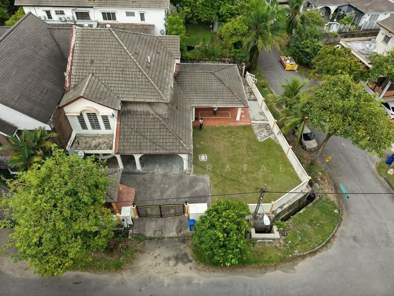 Semi-Detached House for Sale in Seksyen 9 (Shah Alam) - Farhan Rafael - Exterior - PropertyGuru.com.my