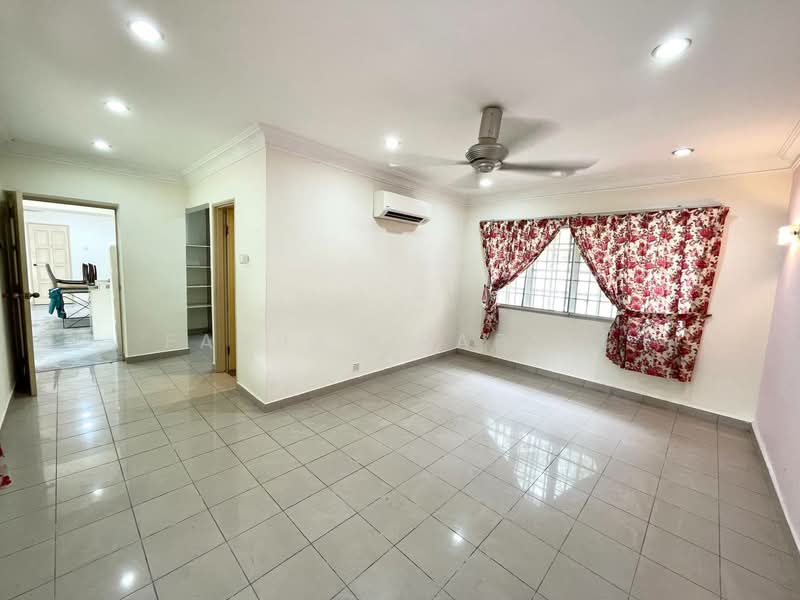 Semi-Detached House for Sale in Seksyen 9 (Shah Alam) - Farhan Rafael - Living Room - PropertyGuru.com.my