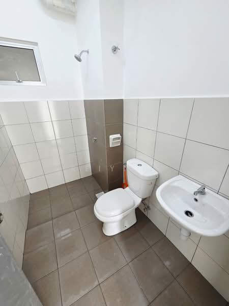 Apartment for Rent at Duta Perintis - Reiyn . - Bathroom - PropertyGuru.com.my
