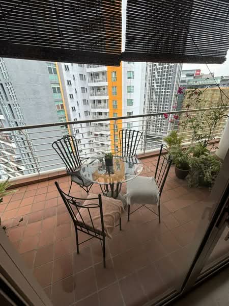 Condominium for Sale at Hampshire Park Condominium - Mr Wan - Balcony - PropertyGuru.com.my