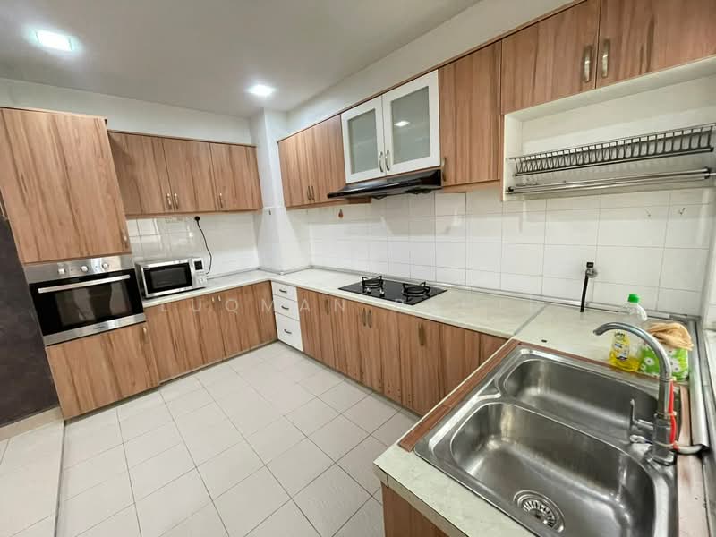 Condominium for Sale at Mas Kiara Residences - Luqman Ramli - Kitchen - PropertyGuru.com.my