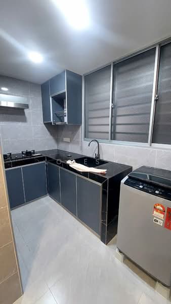 Kondominium untuk Disewa di Residensi Brickfields - Loges . - Kitchen - PropertyGuru.com.my