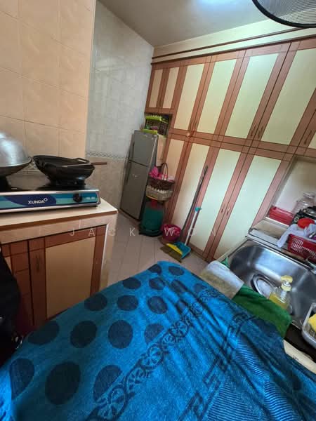 Rumah Flat untuk Dijual di Pangsapuri Jentayu @ Kangkar Pulai - Jack Wong - Kitchen - PropertyGuru.com.my