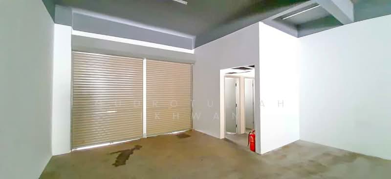 Shop for Rent in Bandar Bukit Puchong (Puchong) - Gudrotullah Ikhwan - Interior - PropertyGuru.com.my