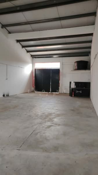 Terrace Factory for Sale in Bukit Beruntung (Selangor) - Eugene Yap - Interior - PropertyGuru.com.my
