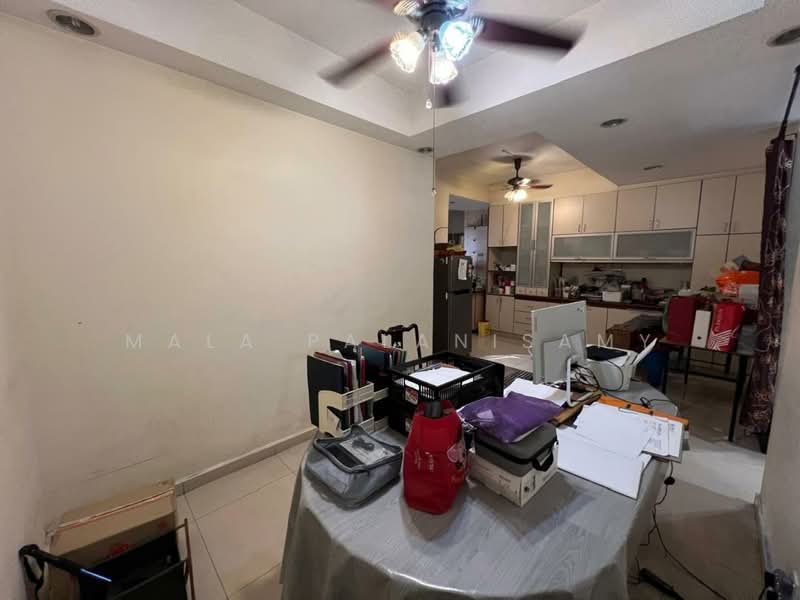 Rumah Teres 2 Tingkat untuk Dijual di Shah Alam (Selangor) - Mala Palanisamy - Kitchen - PropertyGuru.com.my