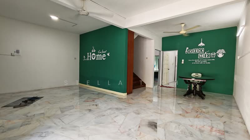 Rumah Teres 2 Tingkat untuk Dijual di Ipoh (Perak) - Stella Teoh - Living Room - PropertyGuru.com.my