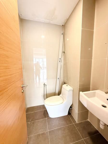 Rumah Teres untuk Dijual di Damansara Perdana (Selangor) - BILYA ARIFF - Bathroom - PropertyGuru.com.my