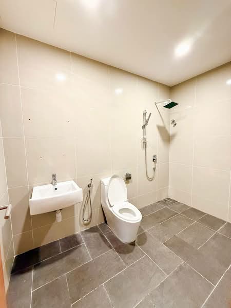 Rumah Teres untuk Dijual di Damansara Perdana (Selangor) - BILYA ARIFF - Bathroom - PropertyGuru.com.my