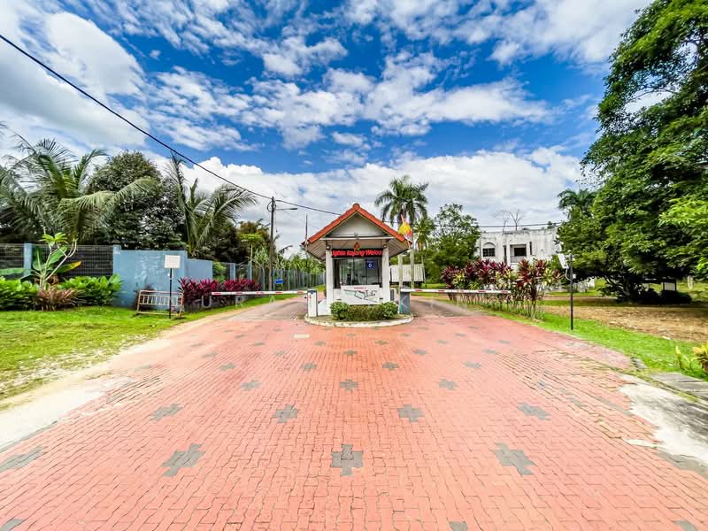 Townhouse for Sale in Country Heights (Kajang) - Nurashekin . - Exterior - PropertyGuru.com.my