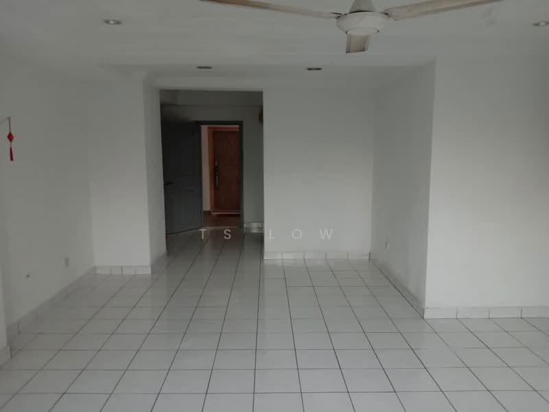 Condominium for Sale at Kelana Puteri - TS Low - Living Room - PropertyGuru.com.my
