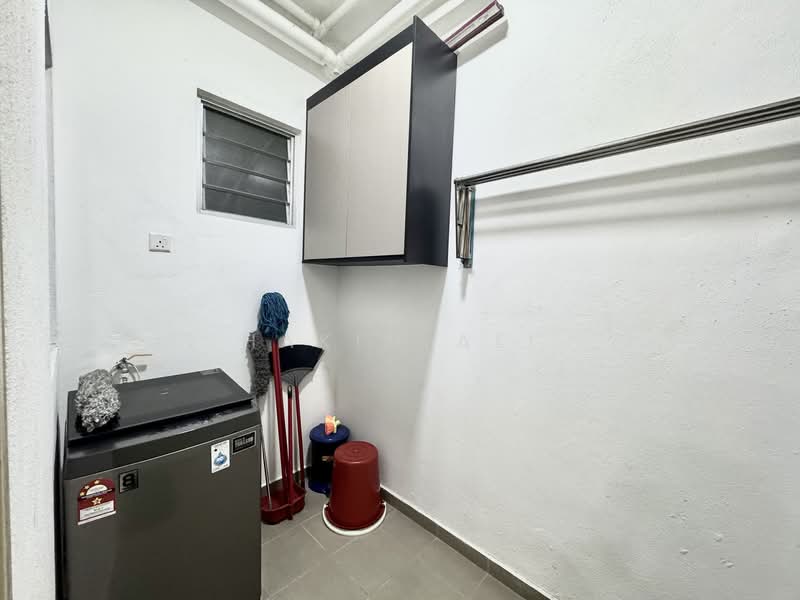 Condominium for Rent at Lakefront Homes - Hakim Ali - PropertyGuru.com.my