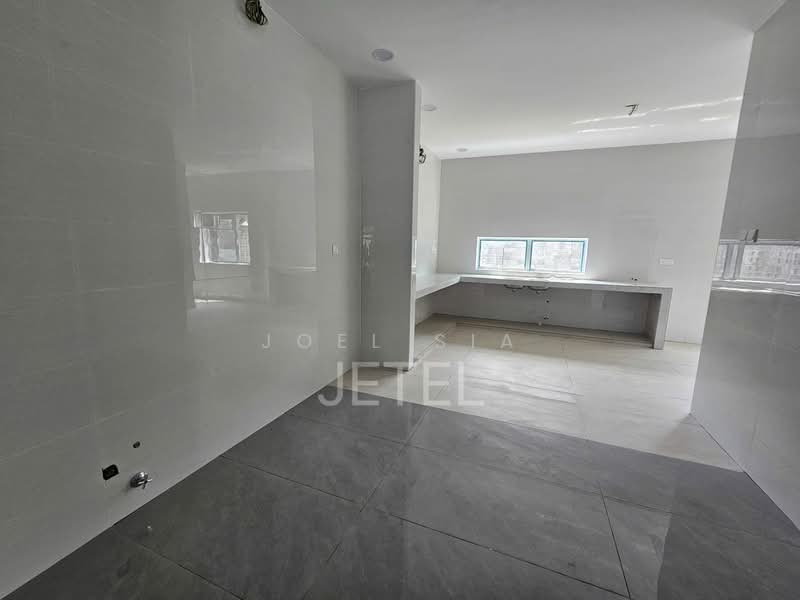 Rumah Kluster untuk Dijual di Klang (Selangor) - Joel Sia - Kitchen - PropertyGuru.com.my