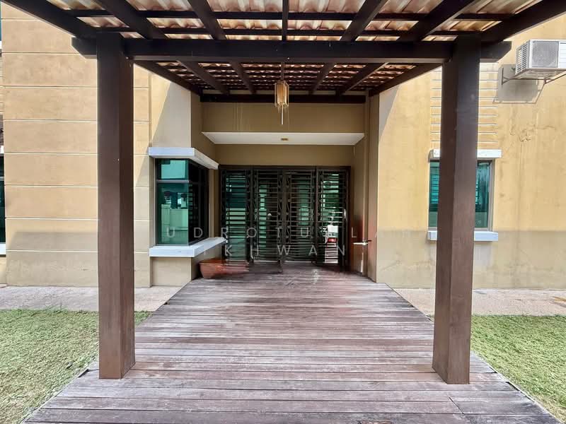 Semi-Detached House for Sale in Taming Mutiara (Bandar Sungai Long) - Gudrotullah Ikhwan - Exterior - PropertyGuru.com.my