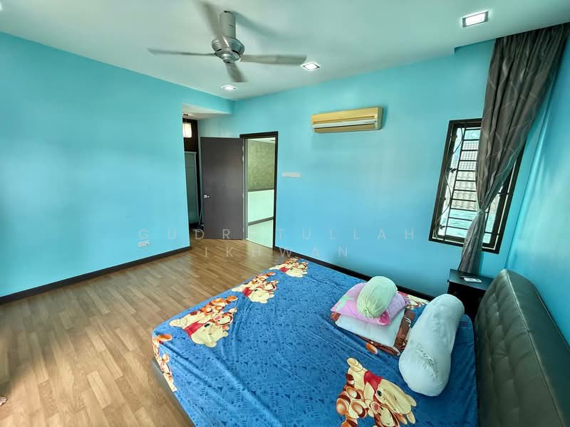 Semi-Detached House for Sale in Taming Mutiara (Bandar Sungai Long) - Gudrotullah Ikhwan - Bedroom - PropertyGuru.com.my