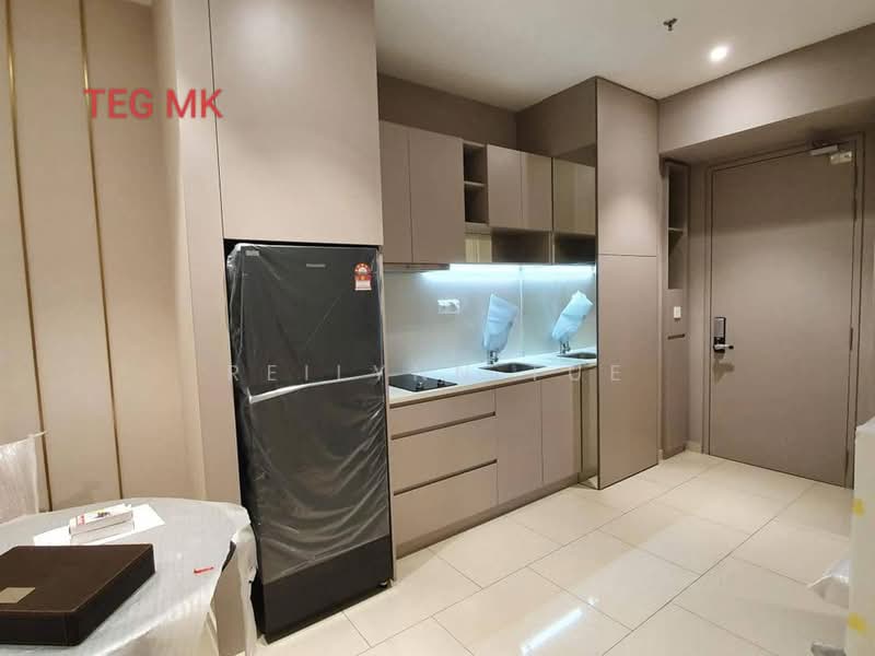 Service Residence for Rent at Hill10 Residence @ i-City - Reilynn Tue - Kitchen - PropertyGuru.com.my