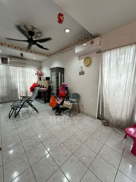 2-storey Terraced House for Sale in Bandar Puteri Klang (Klang) - Zackinn Hoi - Living Room - PropertyGuru.com.my