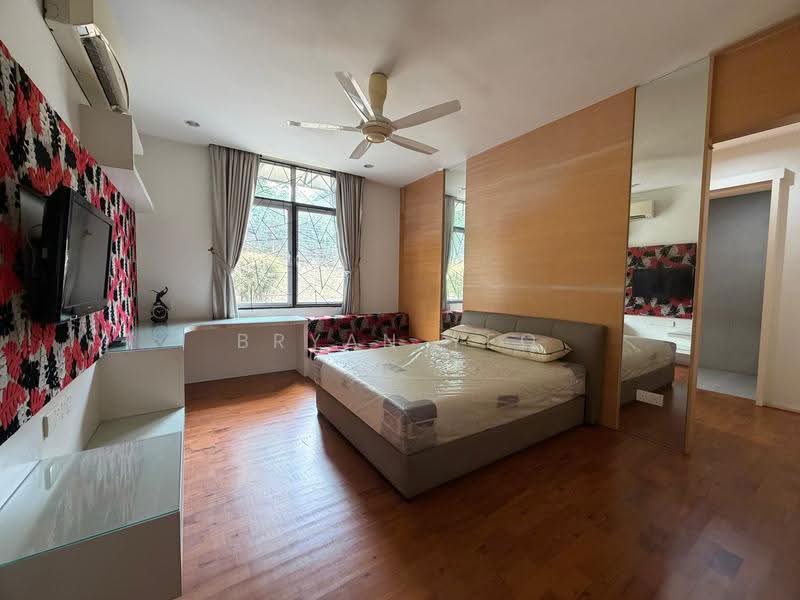 Bungalow House untuk Dijual di Country Heights Damansara (Kuala Lumpur) - Bryan Yeo - Bedroom - PropertyGuru.com.my