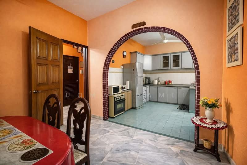 2-storey Terraced House for Sale in Usj 11 (Subang Jaya) - Luqman Ramli - Kitchen - PropertyGuru.com.my