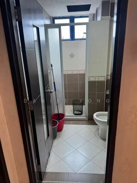 Apartment for Sale at Aster Court - Daniel Yong - Bathroom - PropertyGuru.com.my