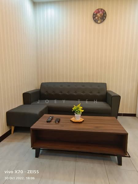Servis Apartment untuk Disewa di Sinaran @ Utropolis - Joey Teh - Living Room - PropertyGuru.com.my