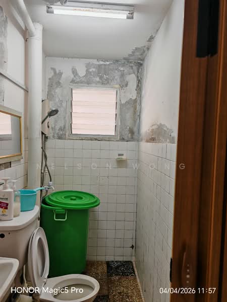 Apartment for Sale at Pandan Jaya Blok M - Nelson Wong - Bathroom - PropertyGuru.com.my