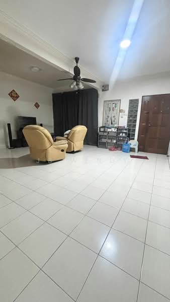 2-storey Terraced House for Sale in Taman Desa Cemerlang (Ulu Tiram) - JB Wendy - Living Room - PropertyGuru.com.my