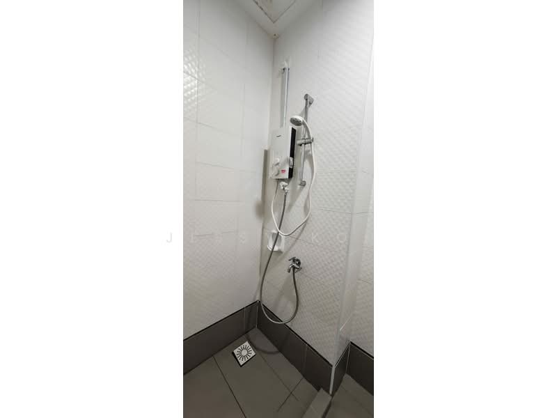 Service Residence for Rent at Seasons Amara Larkin - Jessy Koh - Bathroom - PropertyGuru.com.my