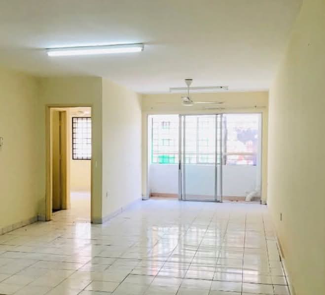 Pangsapuri untuk Dijual di Flora Damansara Apartment - Simon Leong - Living Room - PropertyGuru.com.my