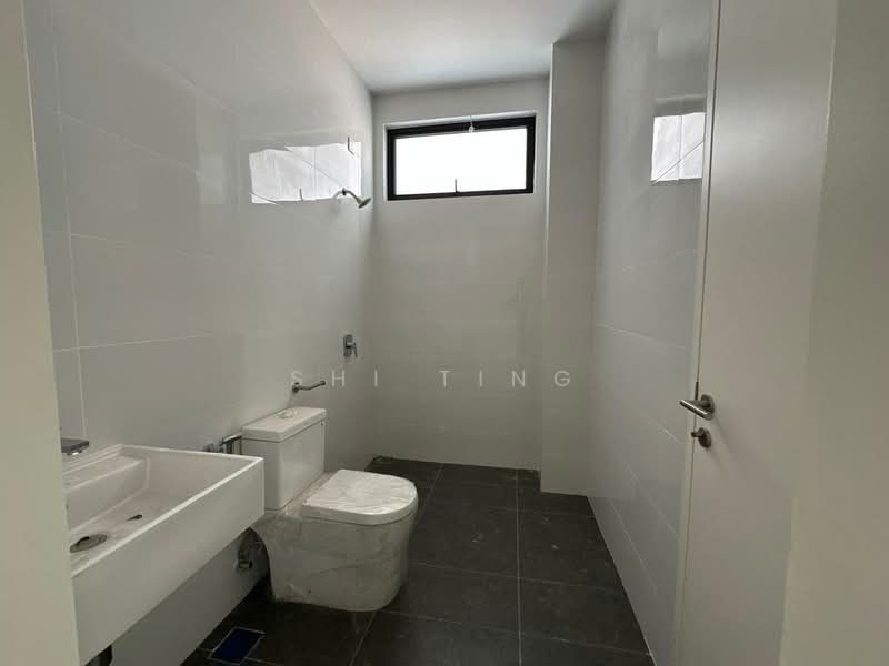 Semi-Detached House for Sale in Johor Bahru (Johor) - Shi Ting - Bathroom - PropertyGuru.com.my