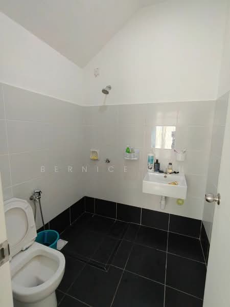 2-storey Terraced House for Sale in Kota Masai (Pasir Gudang) - Bernice Gan - Bathroom - PropertyGuru.com.my