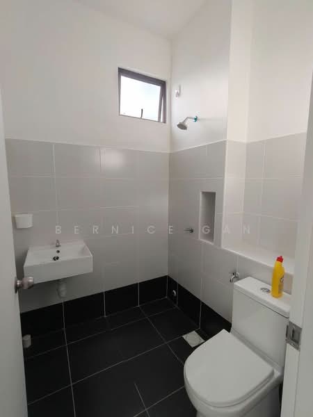 2-storey Terraced House for Sale in Kota Masai (Pasir Gudang) - Bernice Gan - Bathroom - PropertyGuru.com.my