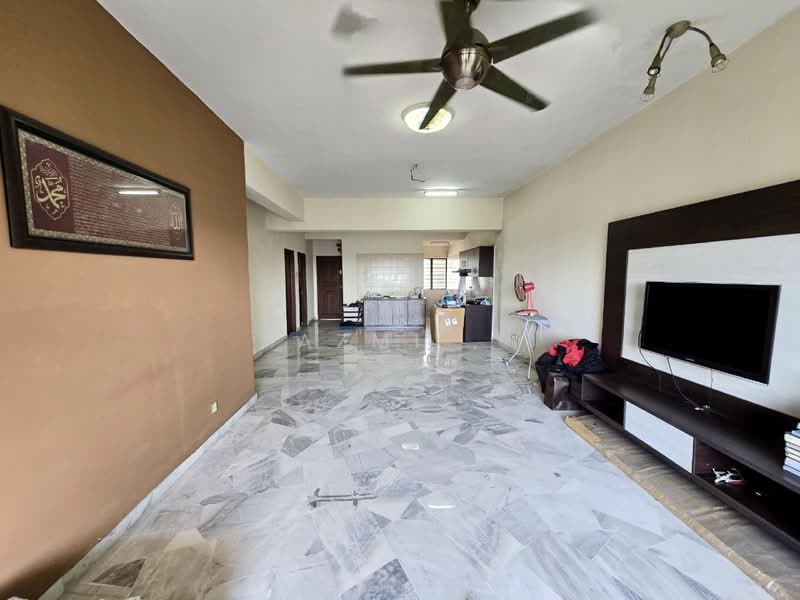 Condominium for Sale at Sri Alam Condominium - Azmi . - Living Room - PropertyGuru.com.my
