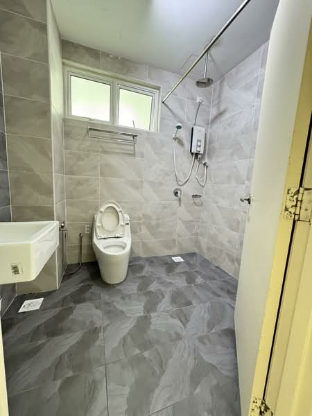 Servis Apartment untuk Dijual di Pinnacle Tower - ERIC YAP - PropertyGuru.com.my