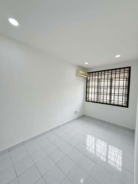 Townhouse for Sale in Bandar Seri Alam (Masai) - Sze Lee - Interior - PropertyGuru.com.my