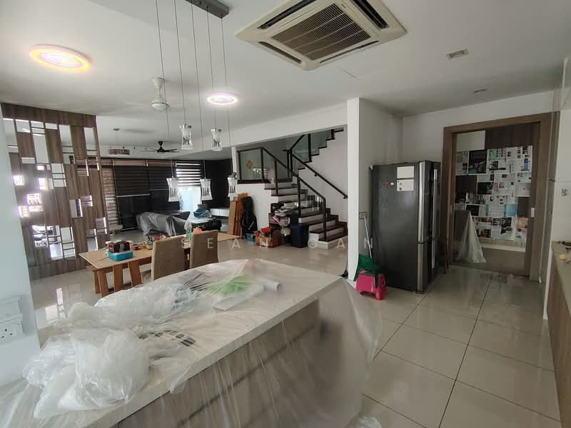 2.5-storey Terraced House for Sale in Petaling Jaya (Selangor) - Sean Gan - Living Room - PropertyGuru.com.my