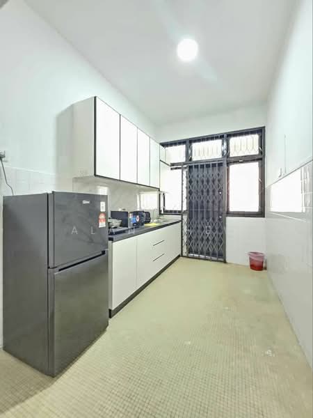 2-storey Terraced House for Sale in Taman Tasek (Johor Bahru) - Alan Chew - Kitchen - PropertyGuru.com.my
