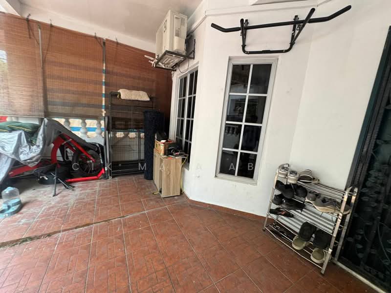2-storey Terraced House for Sale in Seksyen 5 Wangsa Maju (Wangsa Maju) - Cik Maya Abdul - Exterior - PropertyGuru.com.my