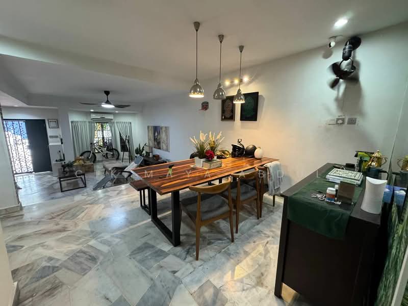 2-storey Terraced House for Sale in Seksyen 5 Wangsa Maju (Wangsa Maju) - Cik Maya Abdul - Living Room - PropertyGuru.com.my