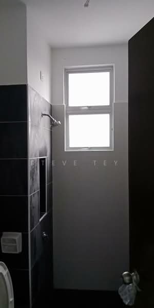2-storey Terraced House for Sale in Skudai (Johor) - Steve Tey - Bathroom - PropertyGuru.com.my