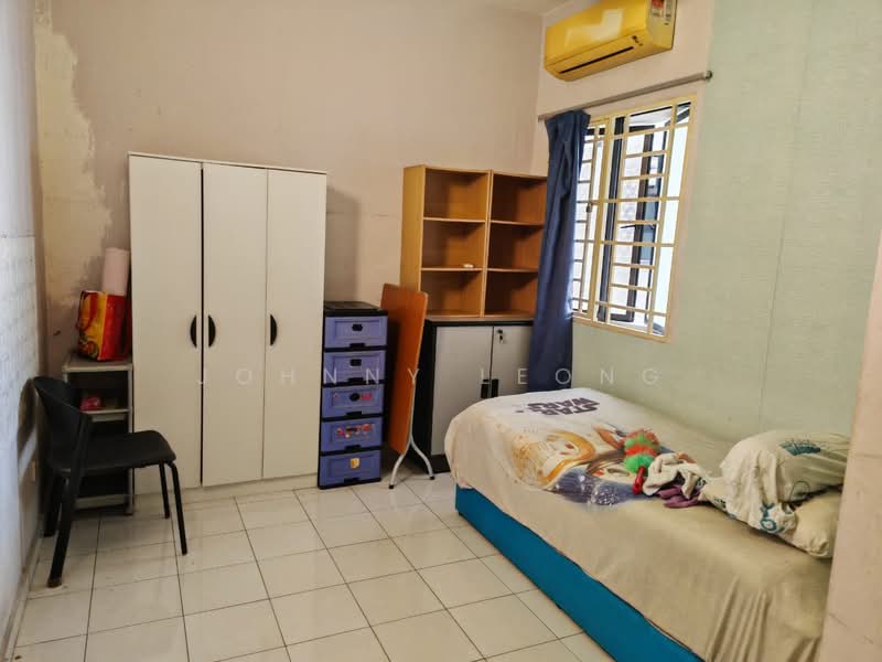 Kondominium untuk Dijual di Desa Permai - Johnny Leong - Bedroom - PropertyGuru.com.my