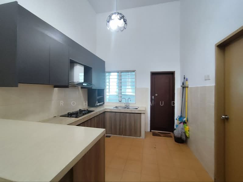 Rumah Teres 1 Tingkat untuk Dijual di Taman Indah Klia (Sepang) - Rohani Daud - Kitchen - PropertyGuru.com.my