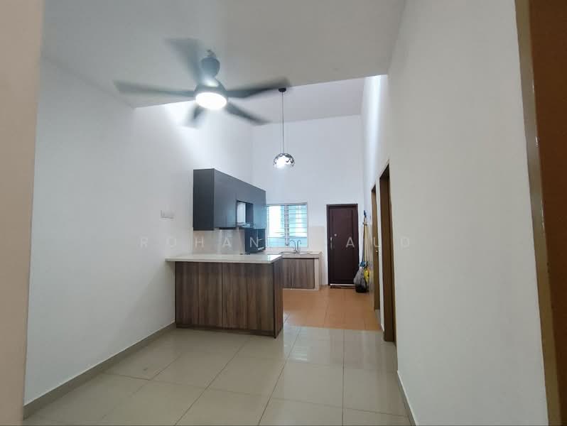 Rumah Teres 1 Tingkat untuk Dijual di Taman Indah Klia (Sepang) - Rohani Daud - Kitchen - PropertyGuru.com.my