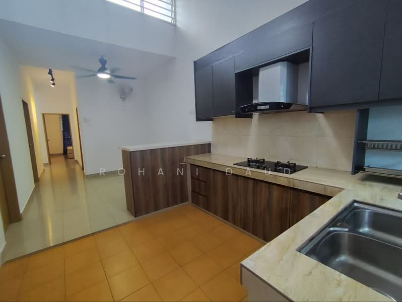 Rumah Teres 1 Tingkat untuk Dijual di Taman Indah Klia (Sepang) - Rohani Daud - Kitchen - PropertyGuru.com.my