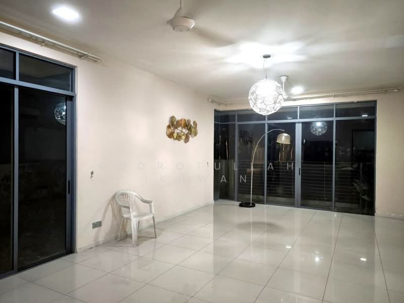 Rumah Teres 2 Tingkat untuk Dijual di Cyberjaya (Selangor) - Gudrotullah Ikhwan - Living Room - PropertyGuru.com.my