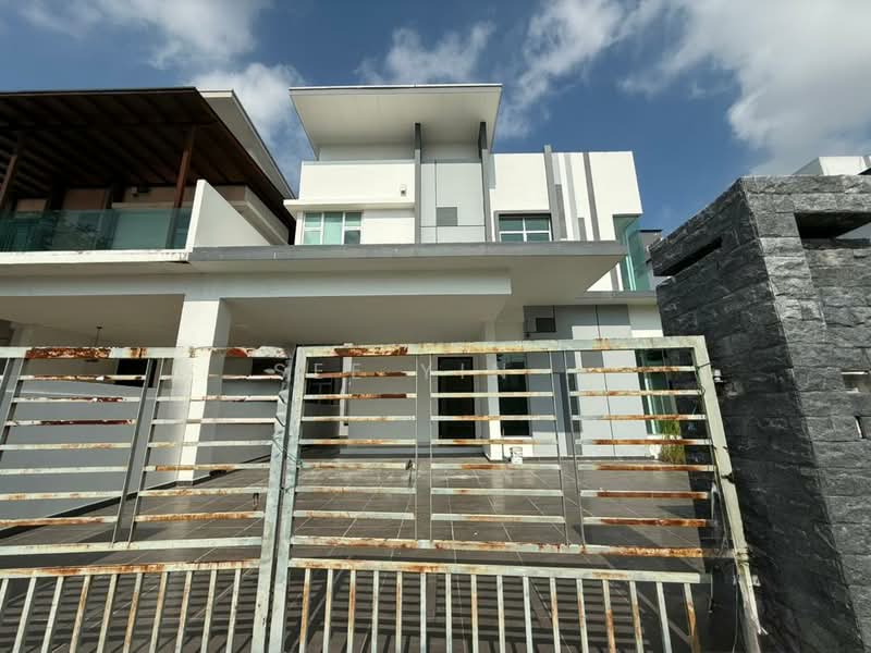 Semi-Detached House for Sale in Taman Nusa Bestari (Iskandar Puteri (Nusajaya)) - See Yin . - Exterior - PropertyGuru.com.my