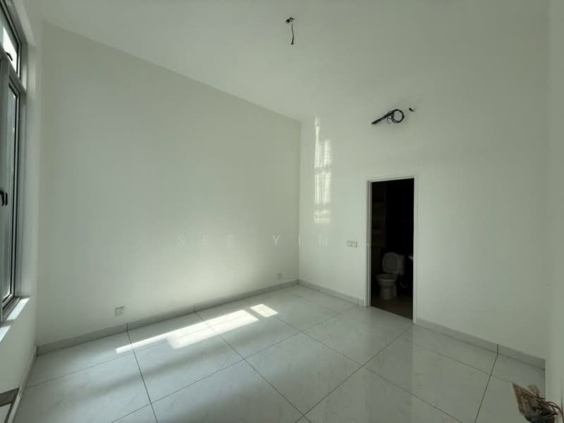 Semi-Detached House for Sale in Taman Nusa Bestari (Iskandar Puteri (Nusajaya)) - See Yin . - Bathroom - PropertyGuru.com.my