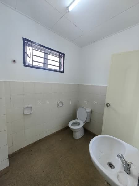 2-storey Terraced House for Sale in Kempas (Johor Bahru) - Shi Ting - Bathroom - PropertyGuru.com.my