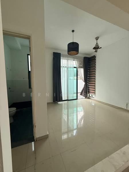 Cluster House for Sale in Kota Masai (Pasir Gudang) - Bernice Gan - Living Room - PropertyGuru.com.my